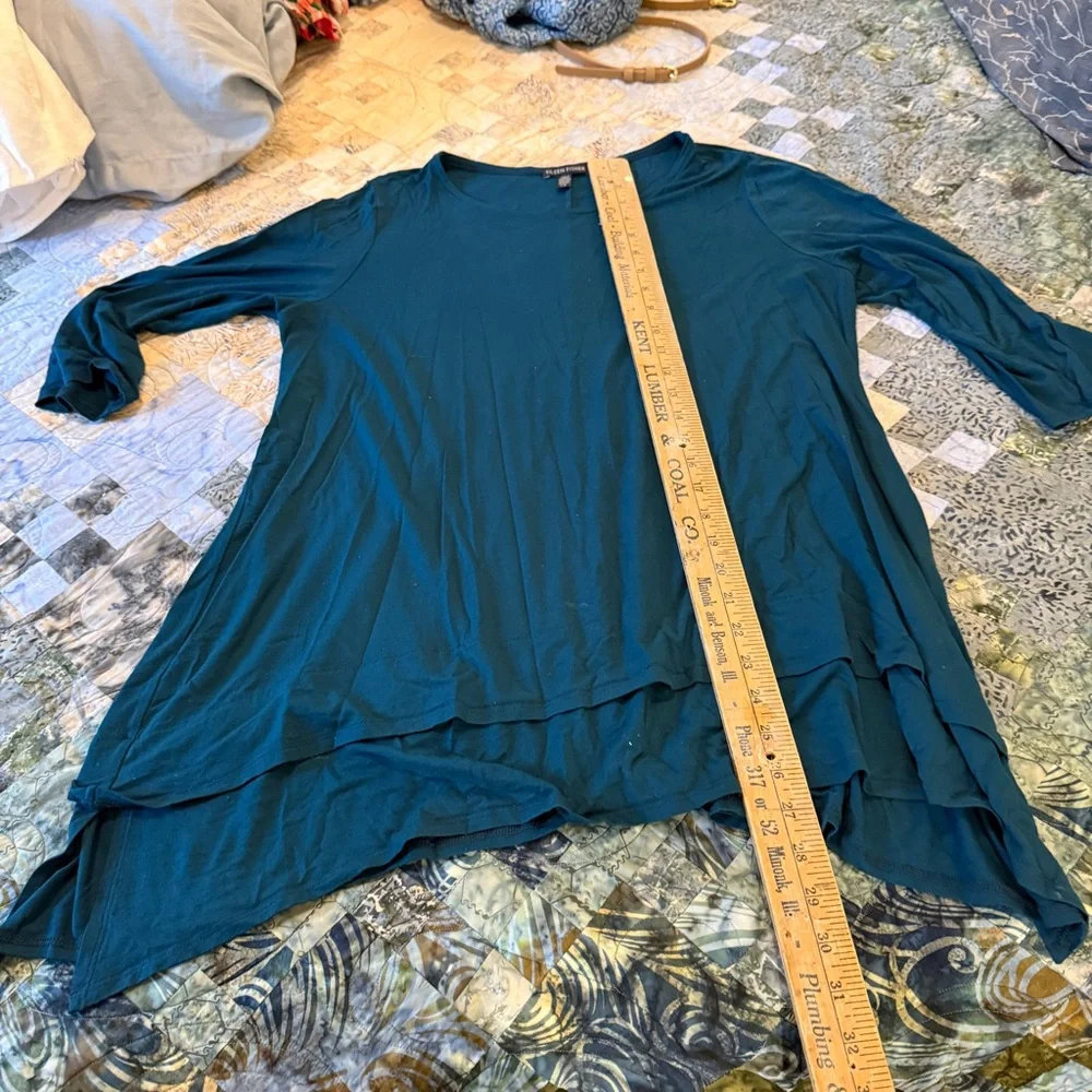 Eileen Fisher teal tunic with 3/4 sleeves, scoop neck and flattering hemline. - Picture 5 of 6